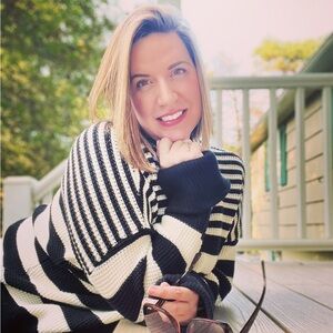 Meet your Posher, Glo